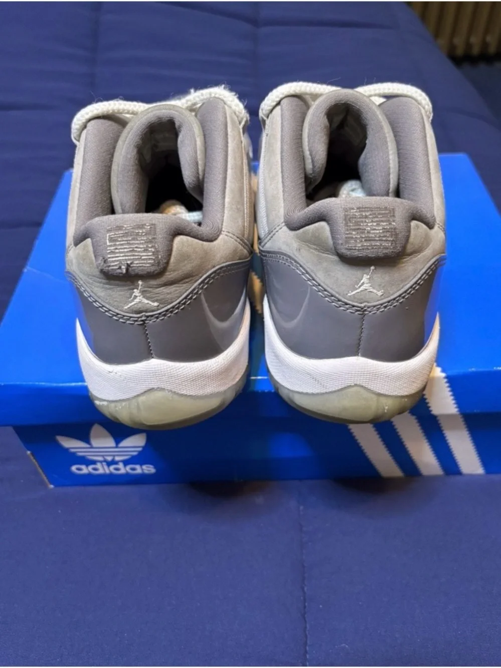 Jordan 11 Retro Low Cool Grey 2018  Size 10